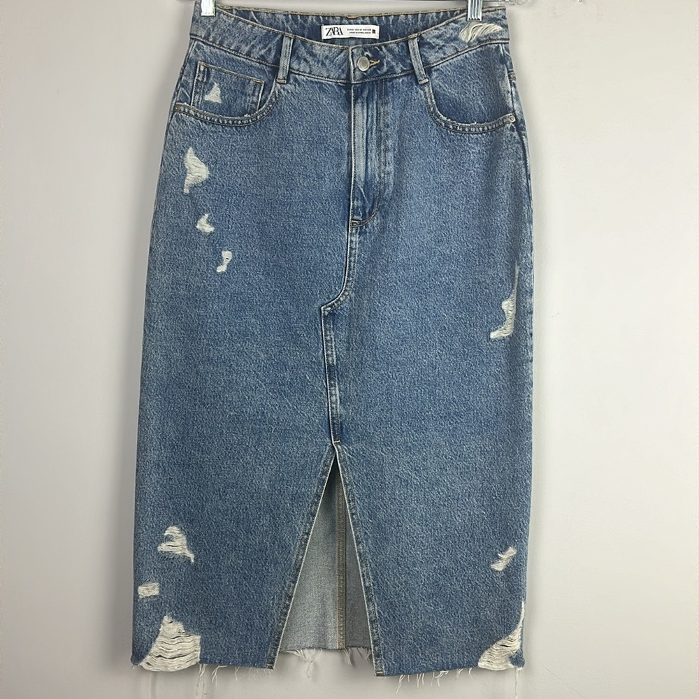 Zara Midi High Waisted Denim Skirt Blue Cotton Size M Distressed Split Front Hem - Picture 4 of 16